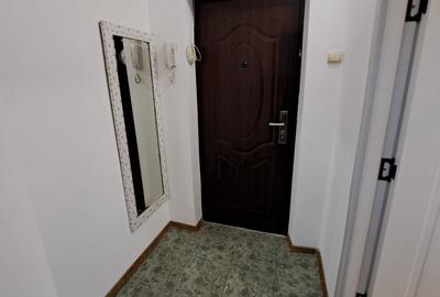 Garsonieră decomandată în Barieră