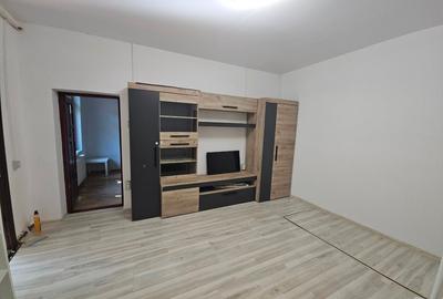 Apartament cu 2 camere decomandat în Unirii - 1