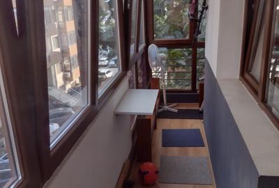 Apartament cu 3 camere semidecomandat în Rahova - 5