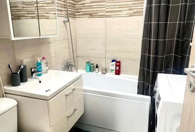 Apartament cu 2 camere decomandat în Rediu