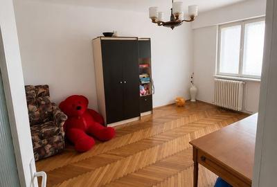 Apartament cu 4 camere în Cetate - 1