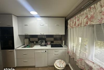 Apartament cu 3 camere în 13 Septembrie - 13