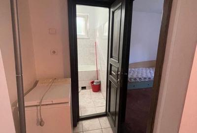 Apartament cu 3 camere semidecomandat în Gheorgheni