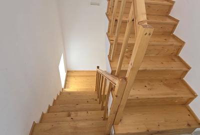 Casă cu 5 camere cu Teren 330 Mp în Ferme - 20