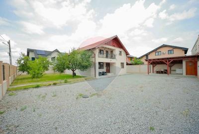 Casă individuală cu 7 camere cu Teren 600 Mp în Haieu - 10