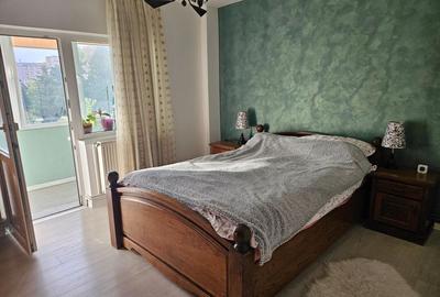 Apartament cu 3 camere decomandat în Central - 3
