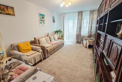 Apartament cu 3 camere decomandat în Brâncoveanu