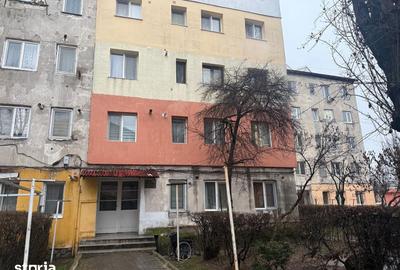 Apartament cu 2 camere semidecomandat în Micro 9 - 3