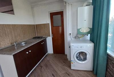 Garsonieră decomandată în Apollo - 2