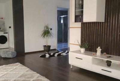 Casă cu Teren 600 Mp în Vânători - 1