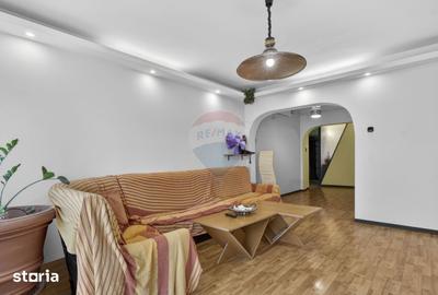 Apartament cu 5 camere în Micălaca - 1