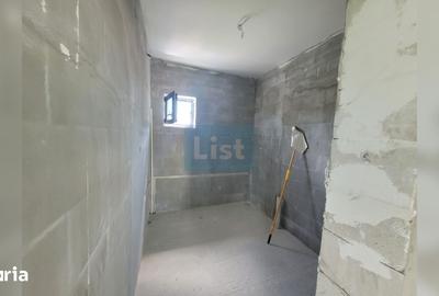 Casă cu 3 camere cu Teren 542 Mp în Grivița