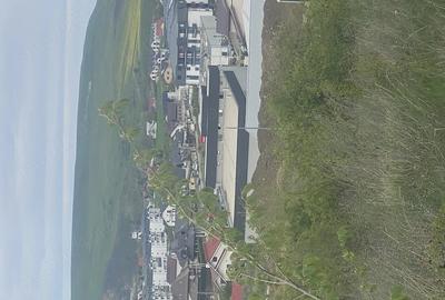 Teren de 2700 mp, în Central - 8