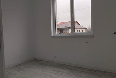 Casă individuală cu 3 camere cu Teren 320 Mp în Crevedia - 11