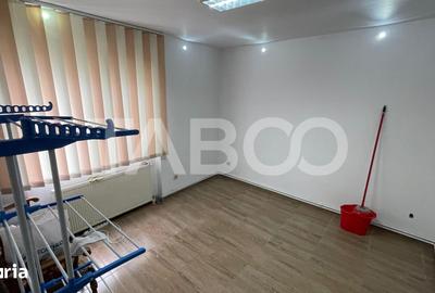 Spațiu comercial, de 50 mp, în Central