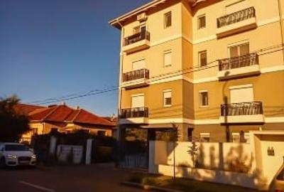 Apartament cu 2 camere semidecomandat, mobilat în Lipovei
