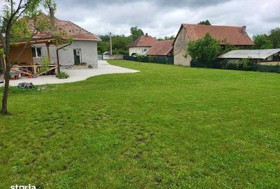 Teren de 3452 mp, în Stremț - 3