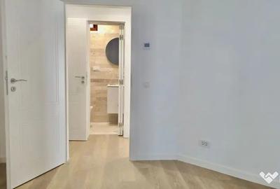 Apartament cu 3 camere decomandat în Faleză - 3