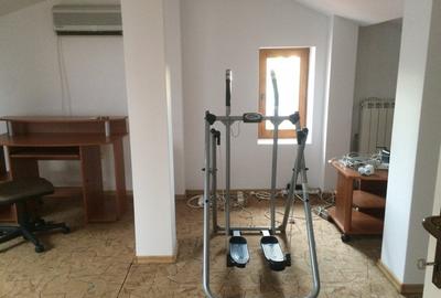Casă individuală cu 9 camere cu Canalizare în Băneasa - 14