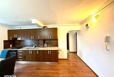 Apartament cu 3 camere în Central - 1