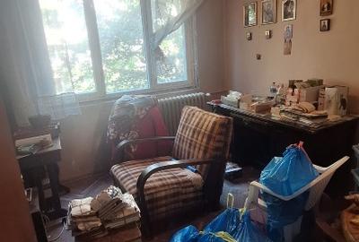 Apartament cu 3 camere semidecomandat în Drumul Taberei