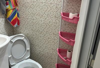 Garsonieră decomandată în Zahana