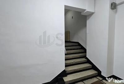 Apartament cu 3 camere semidecomandat în Grivița