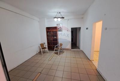 Spațiu comercial, de 160 mp, în 1 Mai - 5