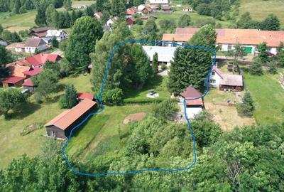 Casă individuală cu 9 camere cu Canalizare în Brebu Nou - 3
