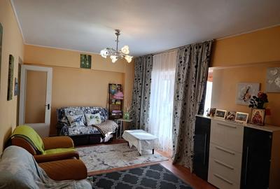 Apartament cu 2 camere semidecomandat în Central - 3