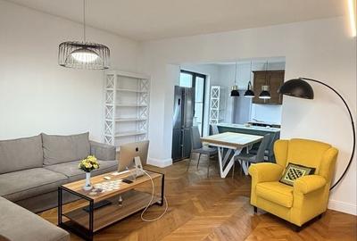 Apartament cu 4 camere în Central - 1