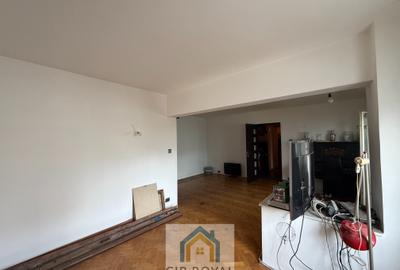 Apartament cu 4 camere decomandat în Moșilor - 2