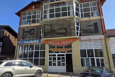 Spațiu comercial, de 1,600 mp, în Ultracentral - 9