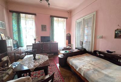 Apartament cu 3 camere circular în P-ța Unirii - 1