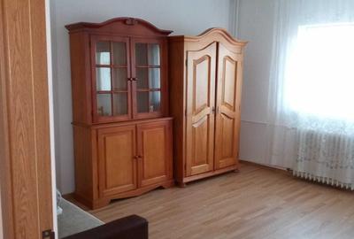 Garsonieră decomandată în Central