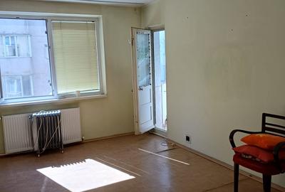 Apartament cu 2 camere decomandat în Crângași - 3