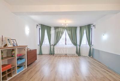Casă individuală cu 11 camere cu Canalizare în Dragomirești-Deal - 18