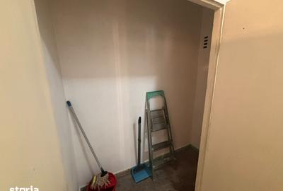 Apartament cu 2 camere decomandat în Obor