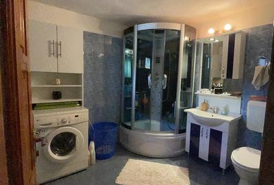 Casă cu 2 camere cu Teren 300 Mp în Central
