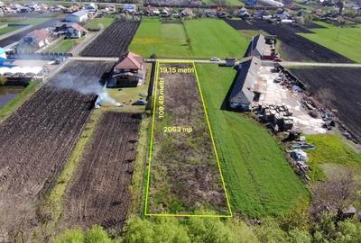 Teren intravilan de 2063 mp, în Podoleni