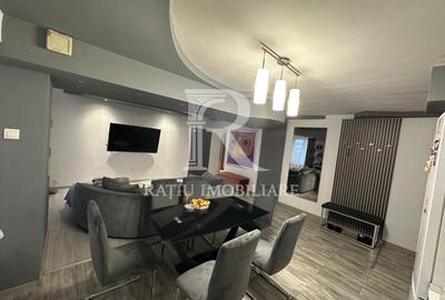 Apartament cu 4 camere decomandat, mobilat în Nufărul