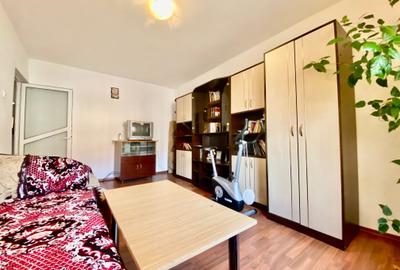 Apartament cu 3 camere decomandat în Micro 12 - 11