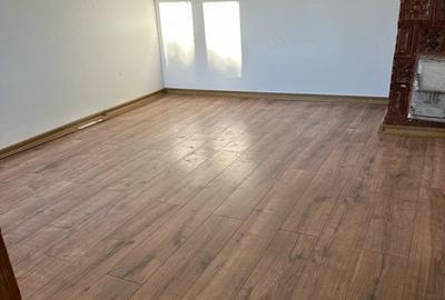 Casă cu 3 camere cu Teren 667 Mp în Central