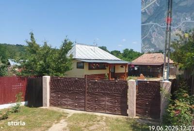 Casă cu 2 camere cu Teren 1300 Mp în Central - 4