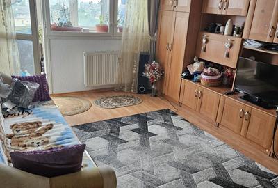 Apartament cu 2 camere decomandat în Rahova - 4