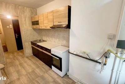 Apartament cu 2 camere semidecomandat în Țiglina 3