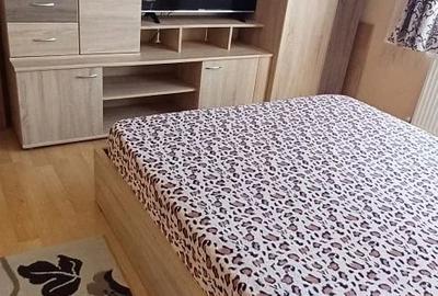 Apartament cu 3 camere decomandat în Central - 4