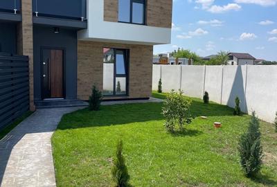 Casă cu 4 camere cu Teren 220 Mp în Central