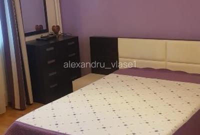 Apartament cu 2 camere decomandat, mobilat în Parcul Carol
