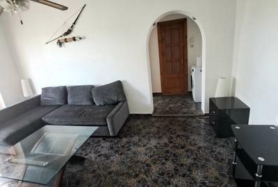 Apartament cu 2 camere semidecomandat în Micro 9 - 10